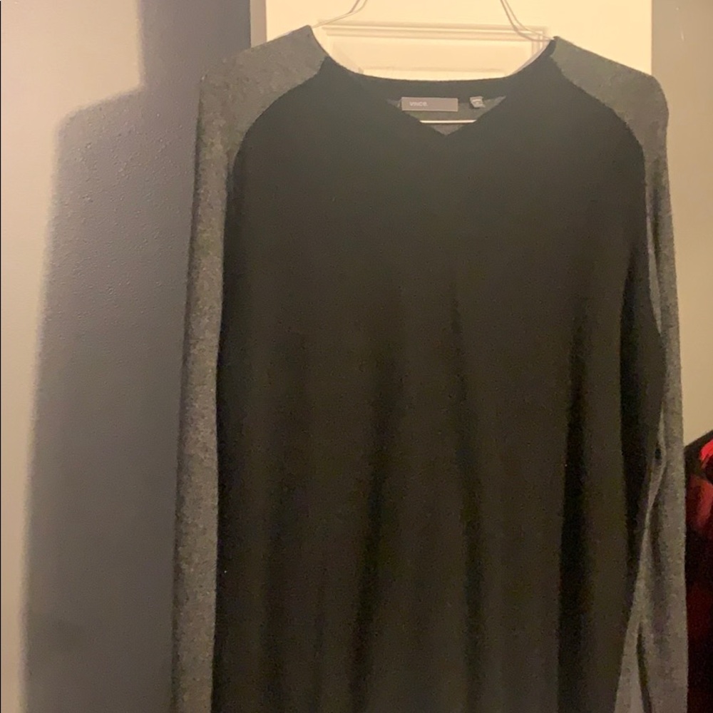 Vince Vneck sweater